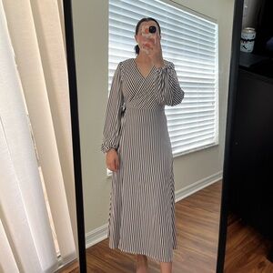 Black & cream H&M midi dress small